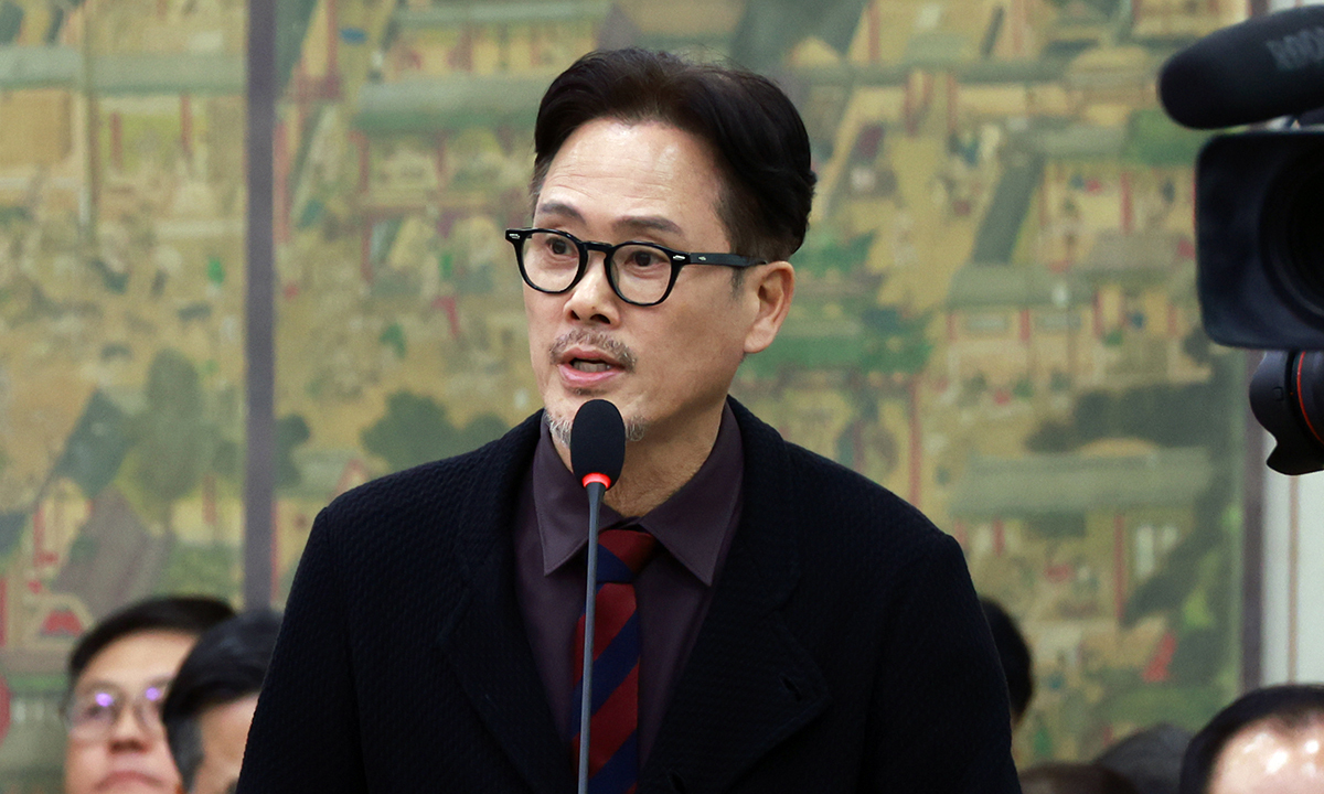 $esc.velocity($!{article.mobileTitle.replaceAll('